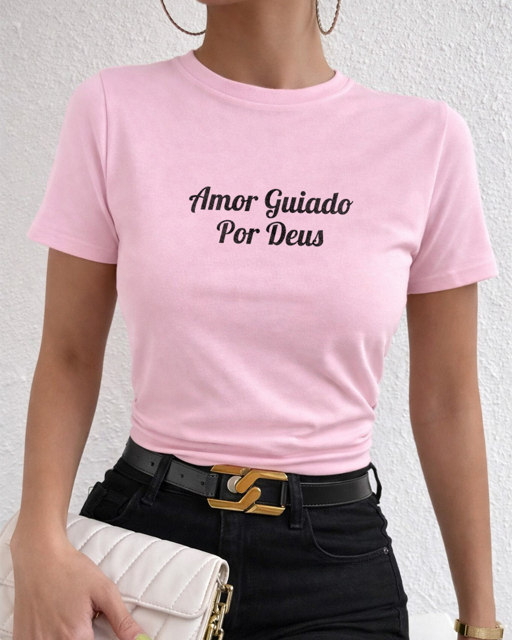Camiseta Amor Guiado Por Deus Com Estampa Tipográfica