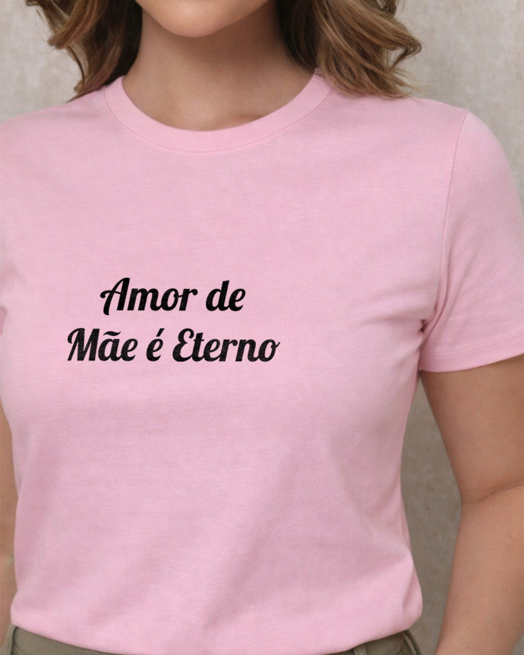 Camiseta Amor De Mãe É Eterno Com Estampa Tipográfica