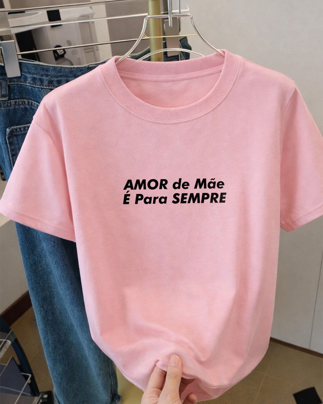 Camiseta Amor De Mãe É Para Sempre Com Estampa Frontal