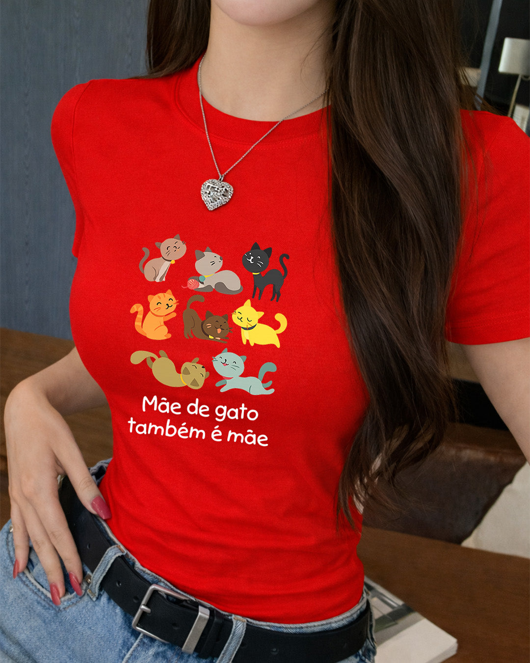 Camiseta Mãe De Gato Também É Mãe Com Estampa Gatinhos