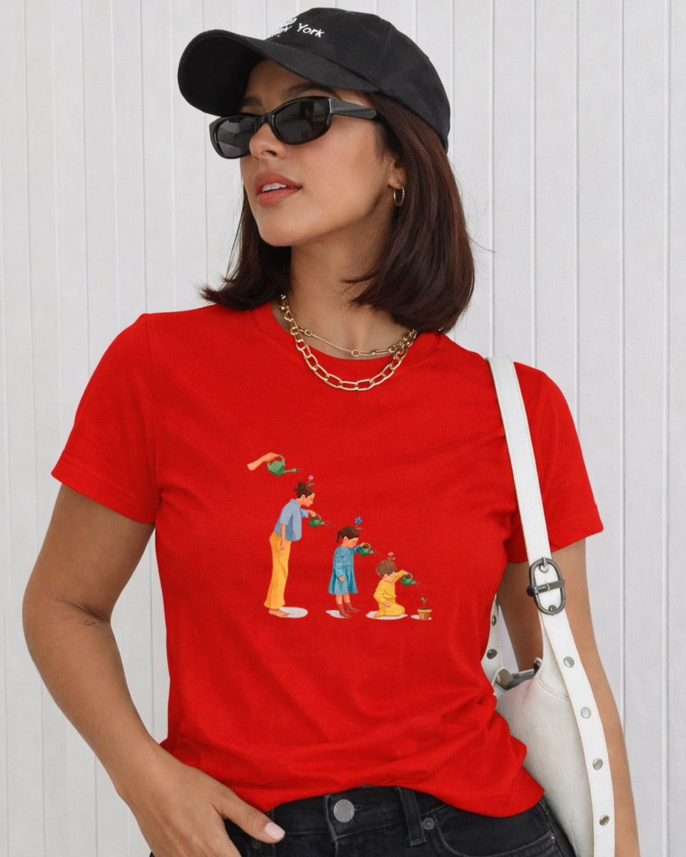 Camiseta Mãe Cultivando Amor Com Estampa Ilustração Familiar