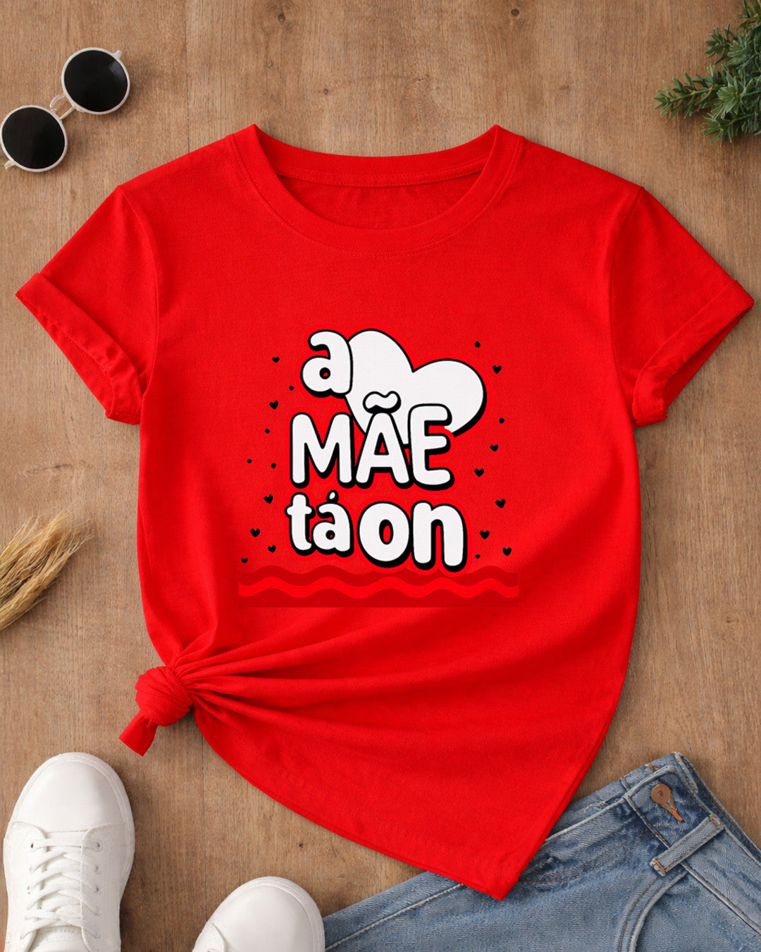 Camiseta A Mãe Tá On Com Estampa Frase Divertida