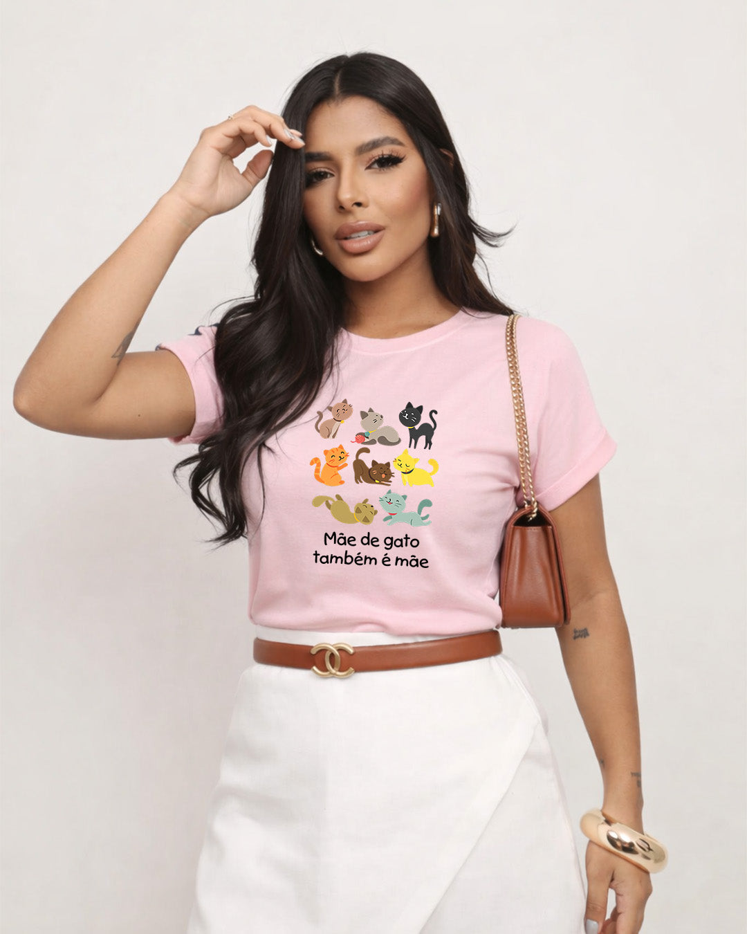 Camiseta Mãe De Gato Também É Mãe Com Estampa Gatinhos