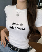 Camiseta Amor De Mãe É Eterno Com Estampa Tipográfica