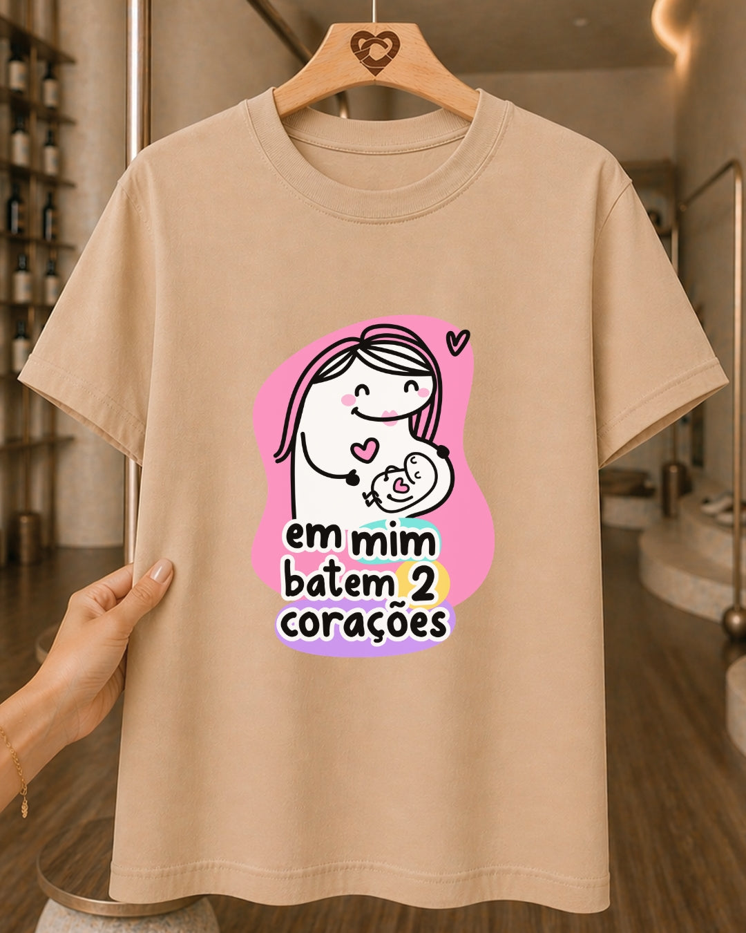Camiseta Feminina 100% Algodão "Em Mim Batem Dois Corações" Dia Das Mães