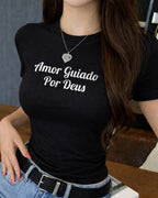 Camiseta Amor Guiado Por Deus Com Estampa Tipográfica