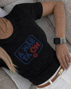 Camiseta A Mãe Tá On Com Estampa Tipográfica Moderna