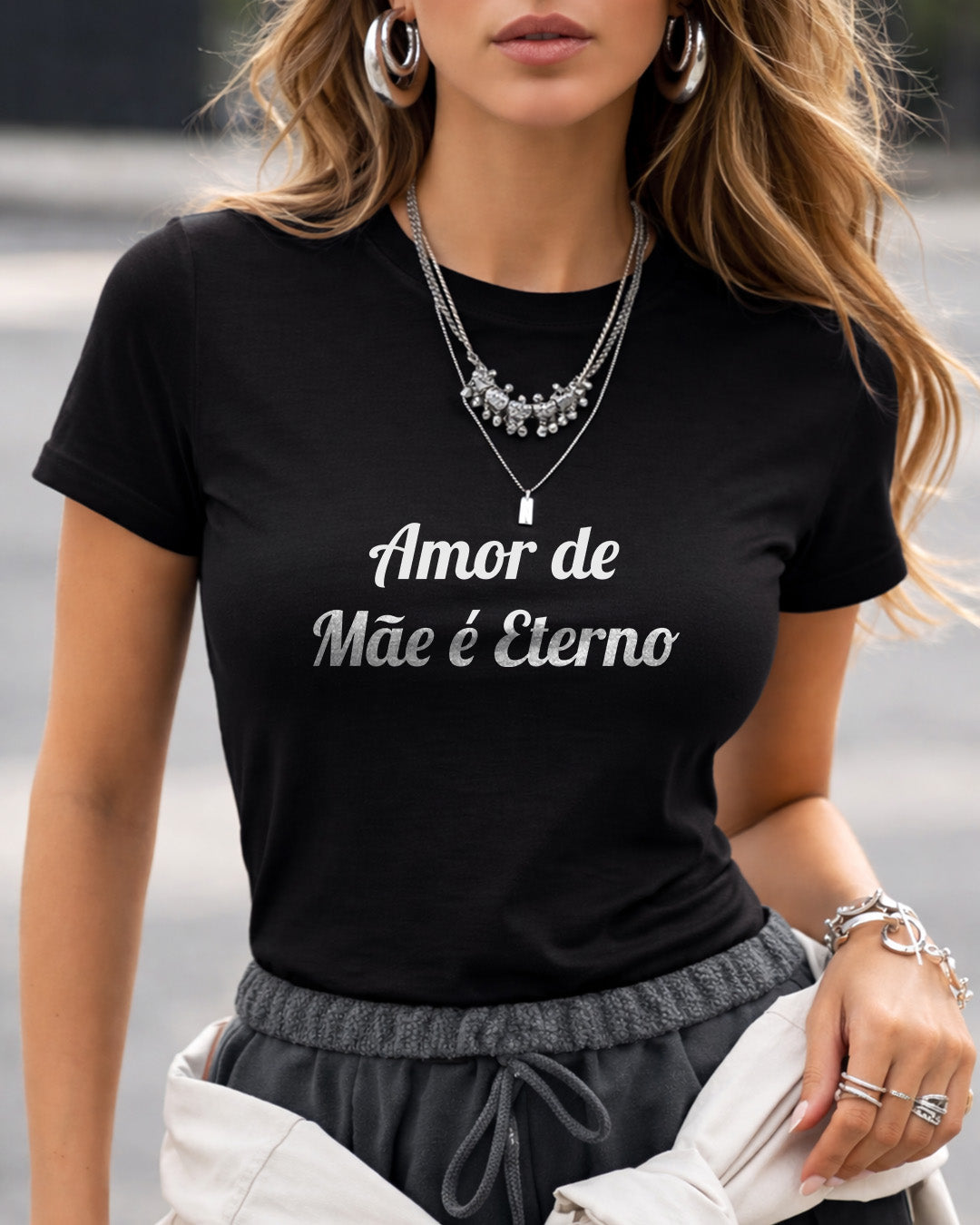 Camiseta Amor De Mãe É Eterno Com Estampa Tipográfica