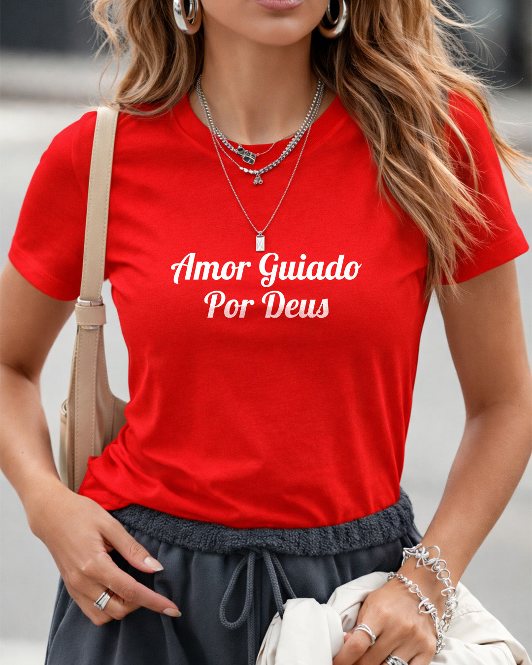 Camiseta Amor Guiado Por Deus Com Estampa Tipográfica